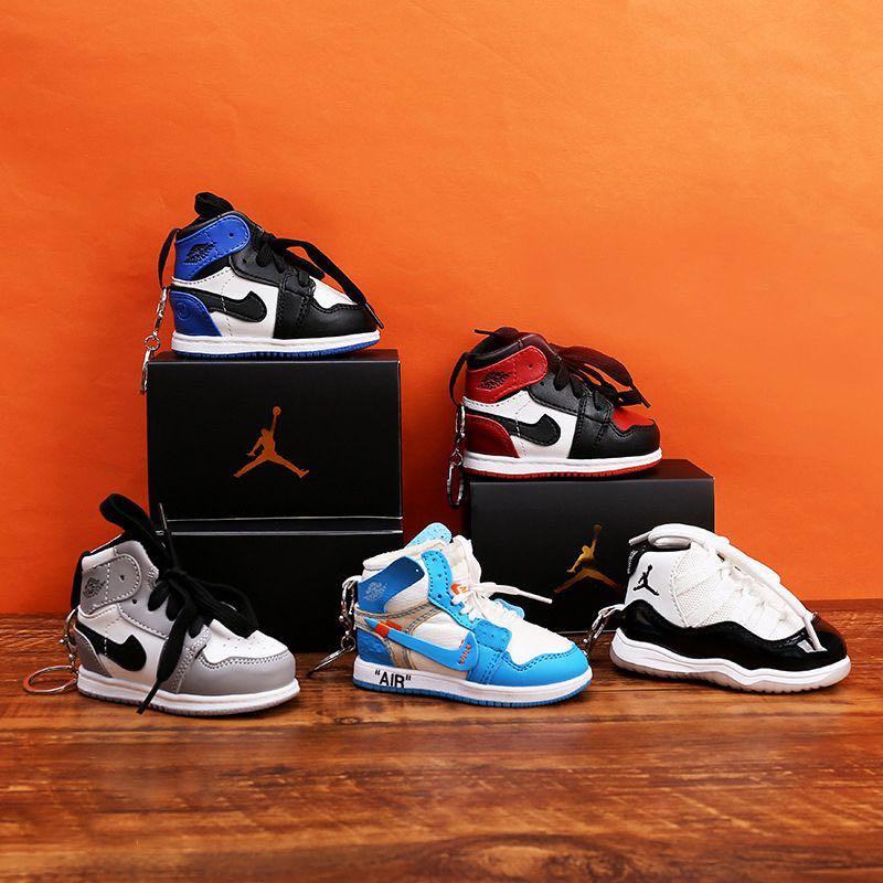 Sneaker Power Bank