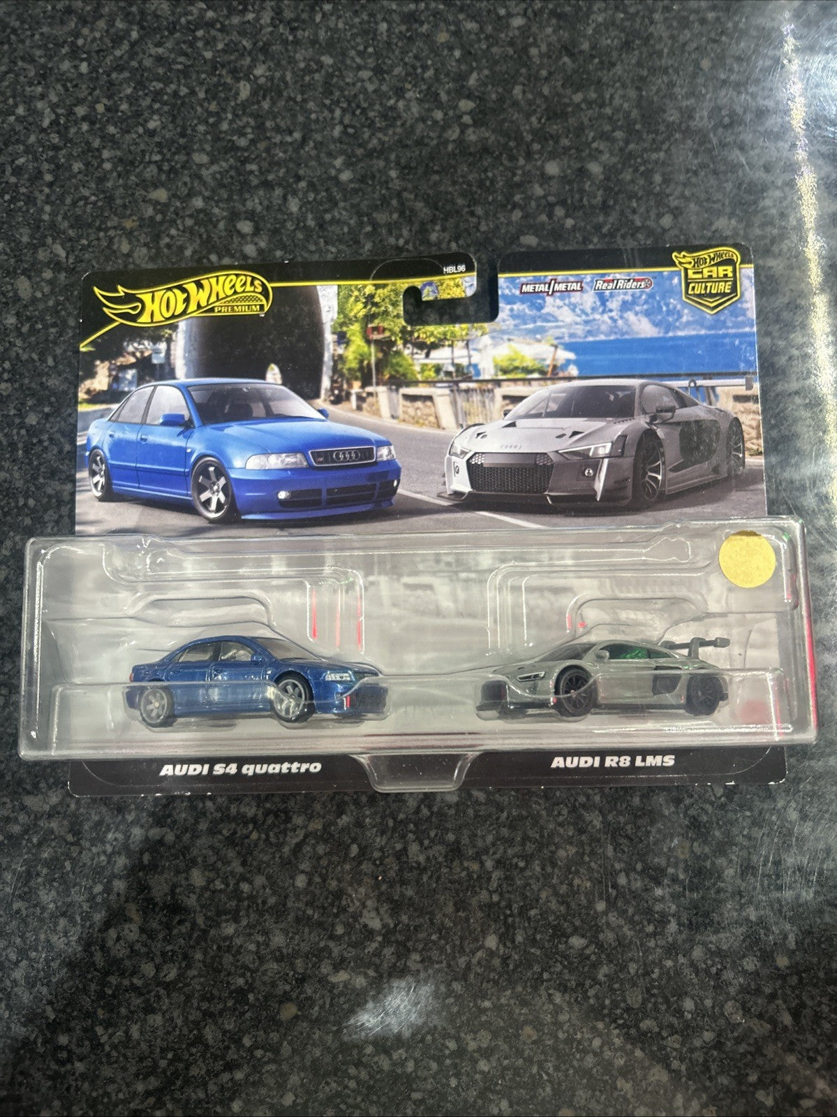 Hot Wheels Premium Car Culture Audi S4 Quattro and Audi R8 LMS 2 Car Set
