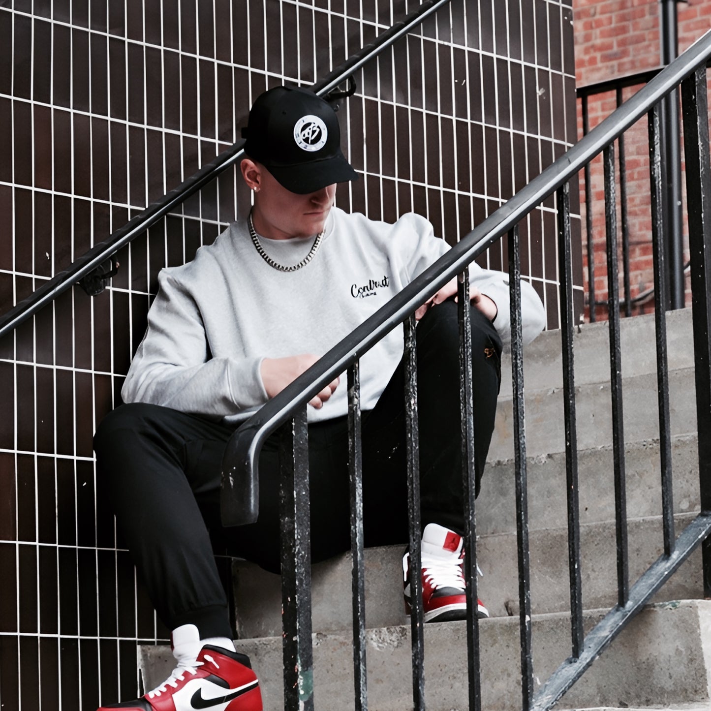Relaxed Fit Sweatshirt - Heather Grey