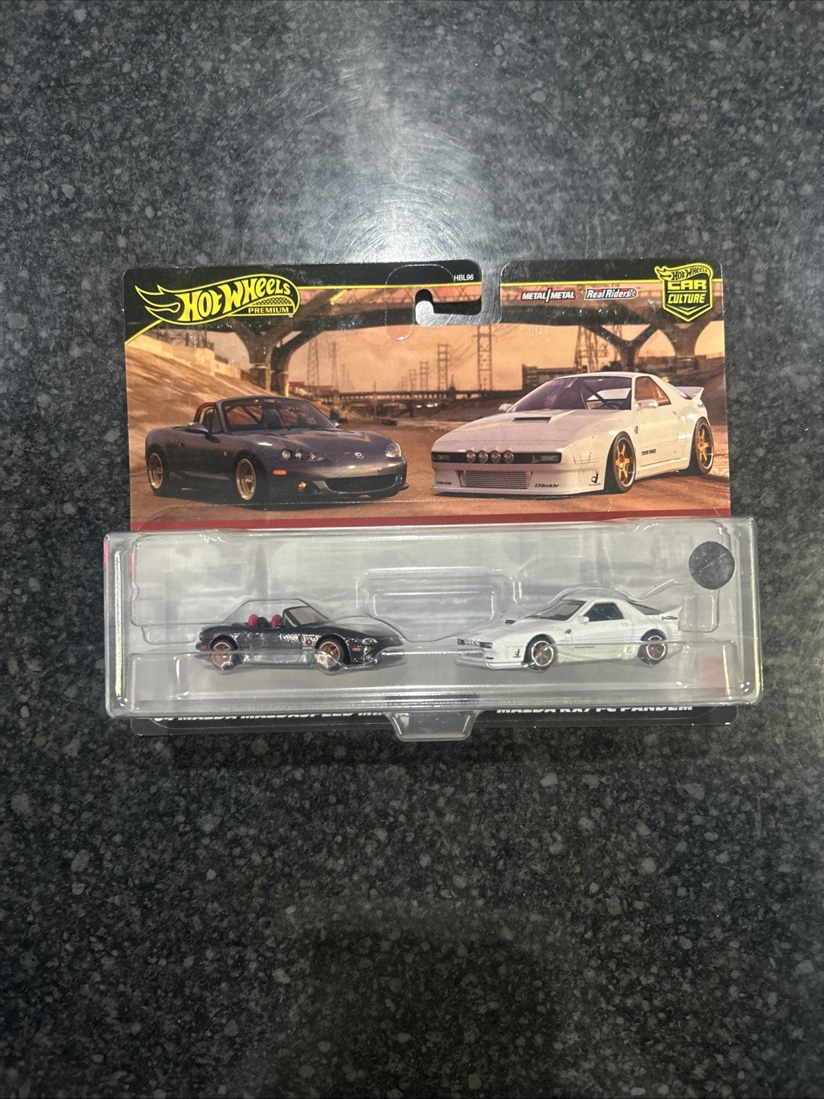 HOT WHEELS 2 PACK '04 MAZDA MAZDASPEED MIATA AND MAZDA RX7 FC PANDEM HRR75